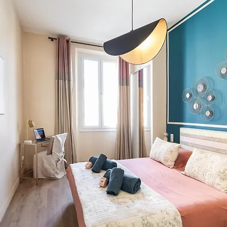 Beautiful Bourgeois Near Palais And Beaches Apartment *