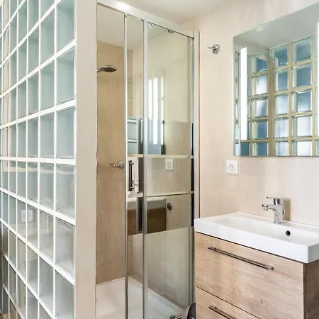 Appartement Beautiful Bourgeois Near Palais And Beaches